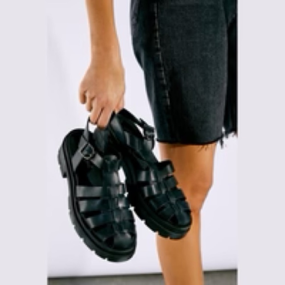 Free People Delaney Fisherman Sandals. Size 41/10